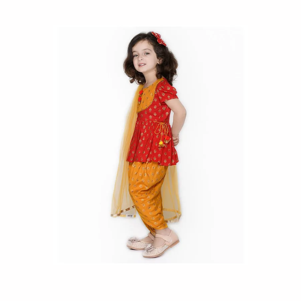 Half Sleeves Floral Motif Foil Printed & Lace Embellished Top Dhoti And Dupatta Set - India shopping