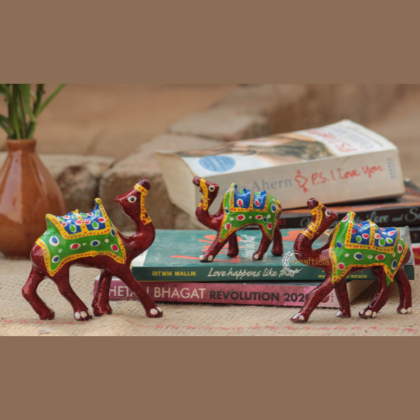 Camel Set of 3 Showpiece  Handmade Dessert