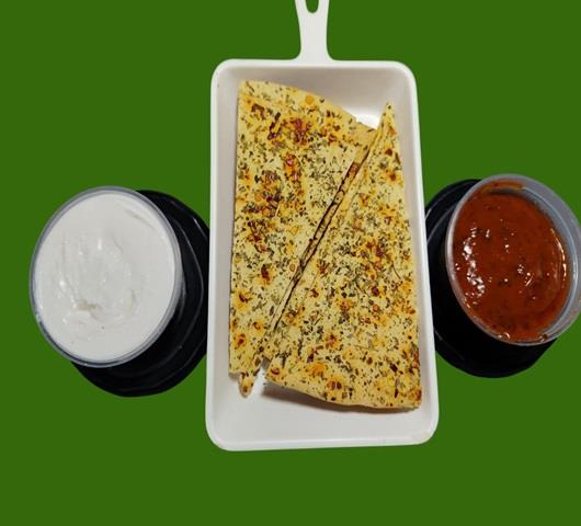 Rekhaben's Namkeen Paprika Lavash | 100 gms