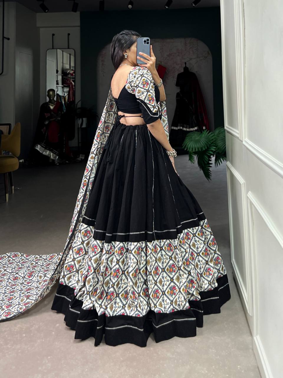 Latest Lehenga  Choli Set