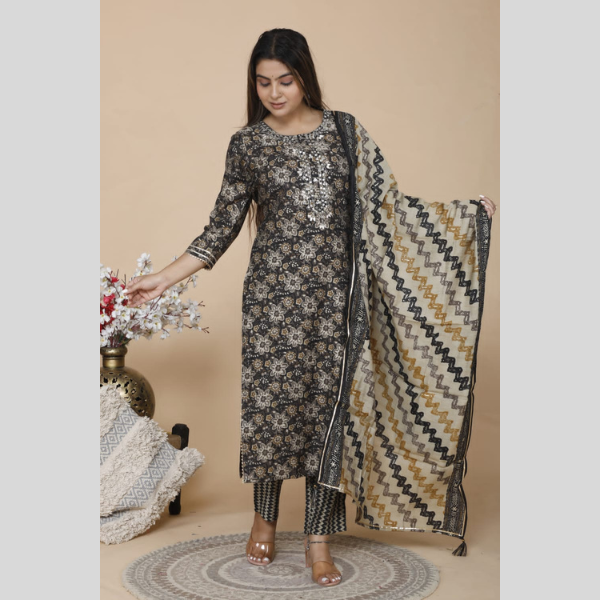 Women's Suit- With Heavy Dupatta