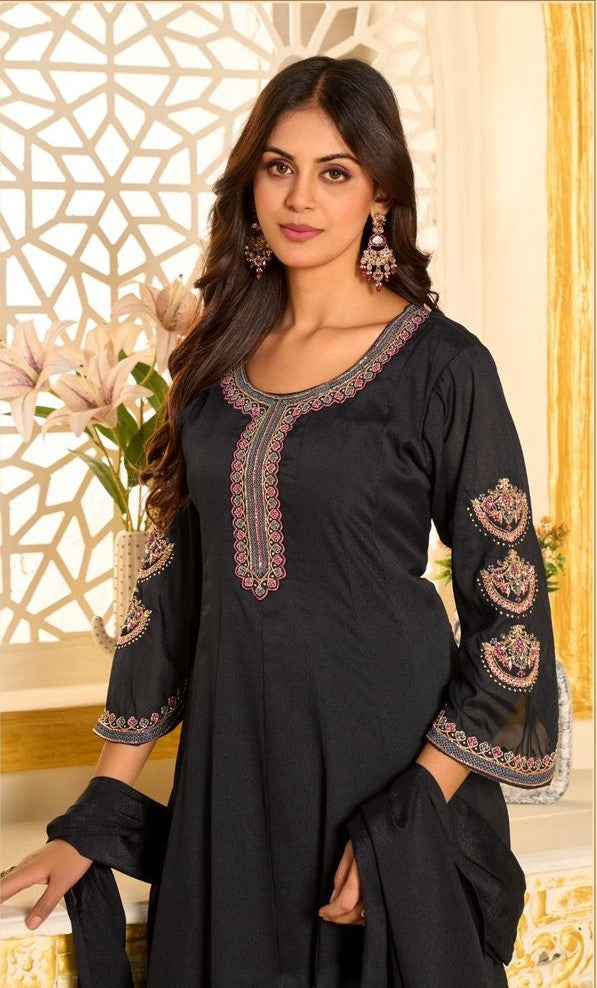 Anarkali Kurta With Bottom and Dupatta| Ready To Wear|Georgette Black Suit with Embroidered