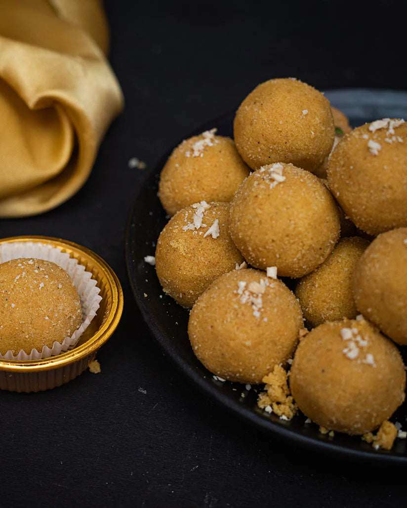 Narayanji Gajak Wale Besan Laddu  500 gms