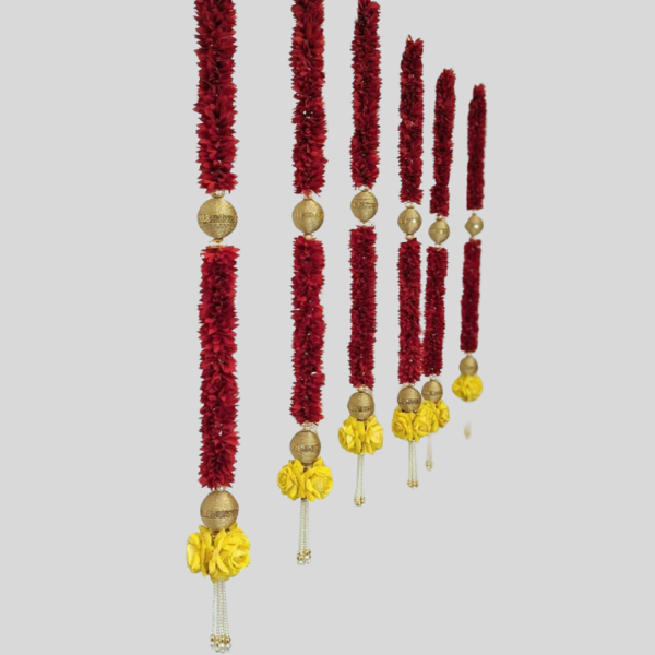 Beautiful clothes garland Hanging ( Set of 4)