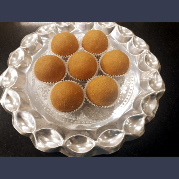 Bhagat Besan Laddu - 500 gms