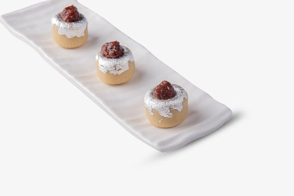 Mishri Sweets Kaju Gulkand Tokri - 500 gms