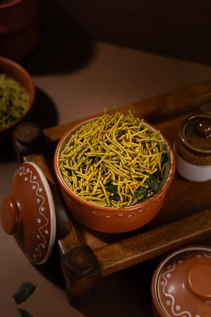 Pothgaal Sweet Palak Sev - 300 gms