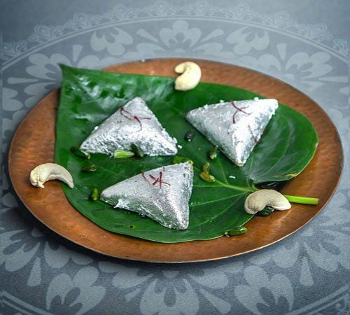 Bhagat Mishthan Kaju Samosa - 500gms