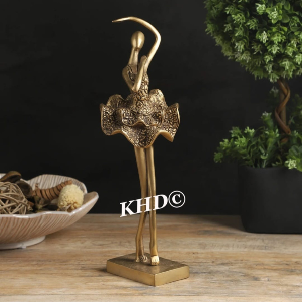 Brass Ballet Dancer Showpiece