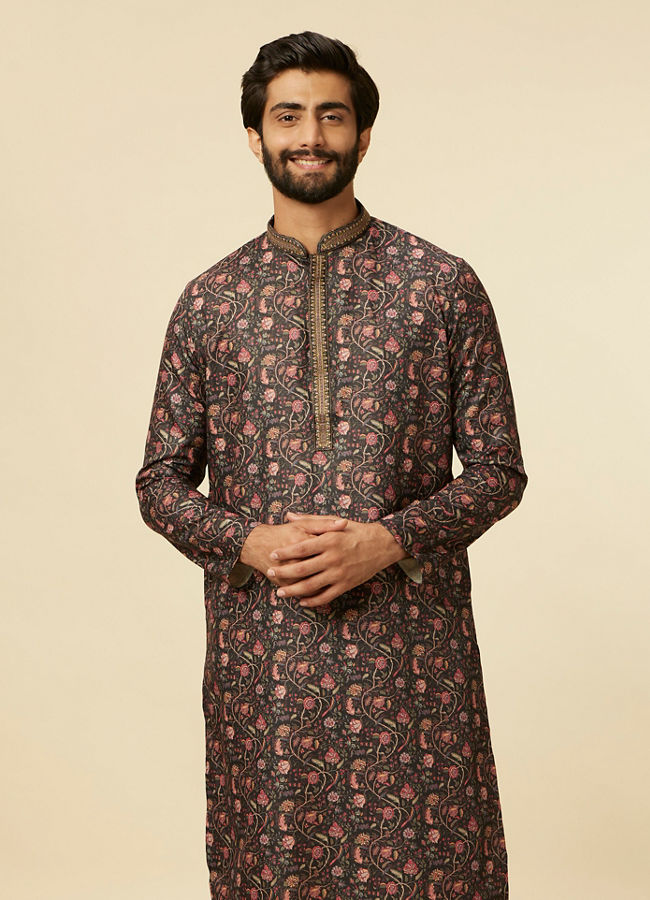 Manyawar Kohl Black Bel Butti Patterned Kurta Set