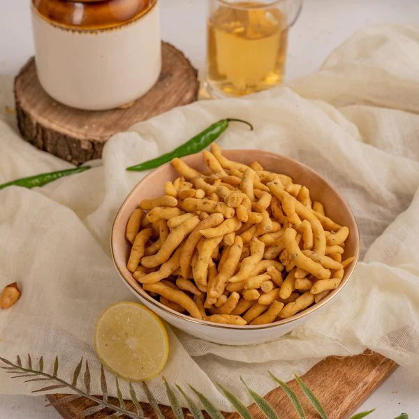 Atul Bakery Spicy Crispy Gathiya | 400 gms