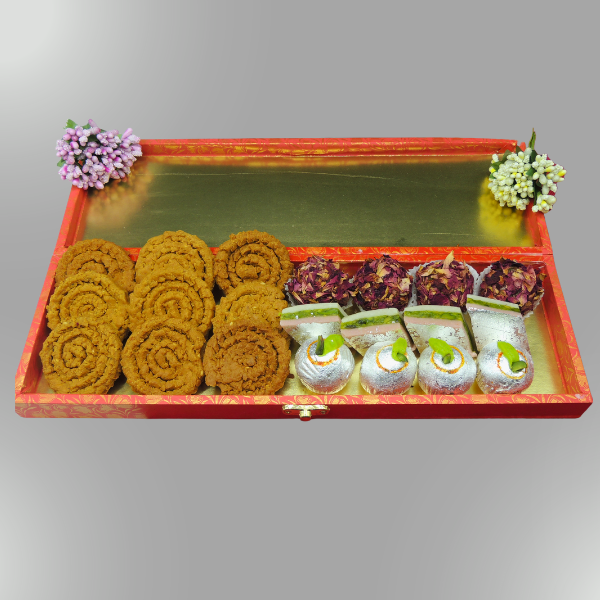 Diwali hamper hub Namkeen and sweets Diwali box