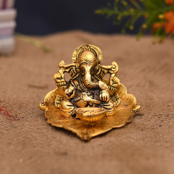 Ganesh Idol on Leaf with Diya -Hand Craved for Home Decorative | Gift Puja