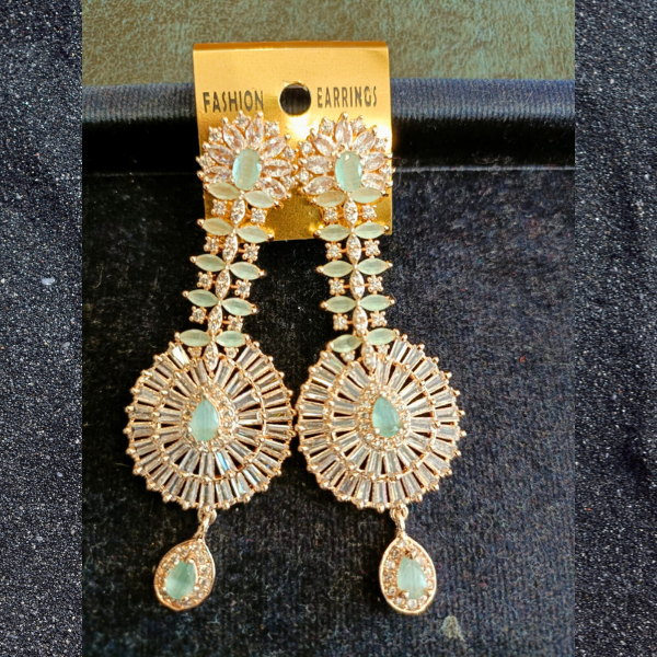 unique-earring-collection-for-women-kundan-earrings