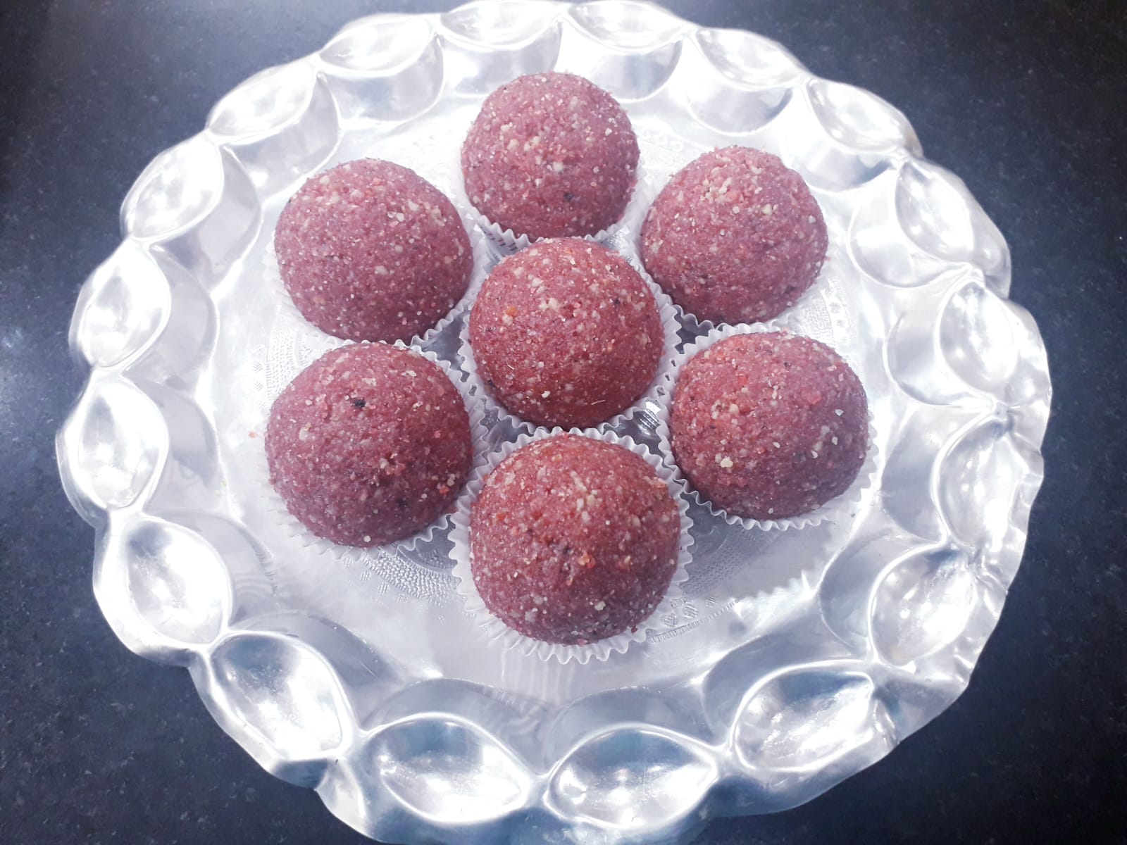 Bhagat Gulab Churma Laddu - 500 gms