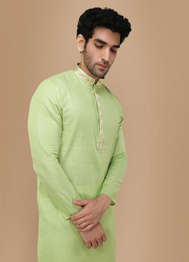 Manyawar Light Green Solid Kurta Set