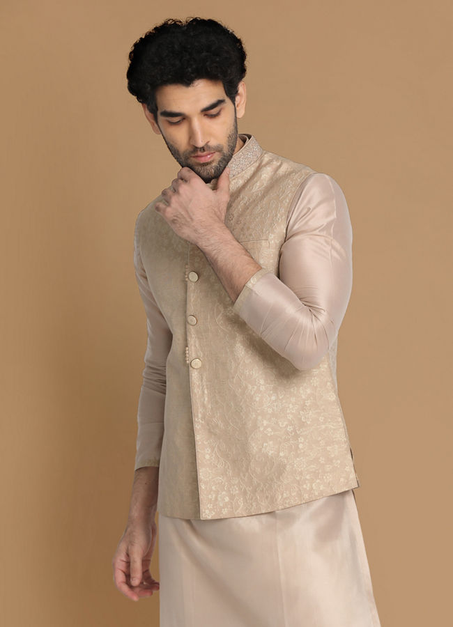 Manyawar Floral Patterned Cream Kurta Jacket Set