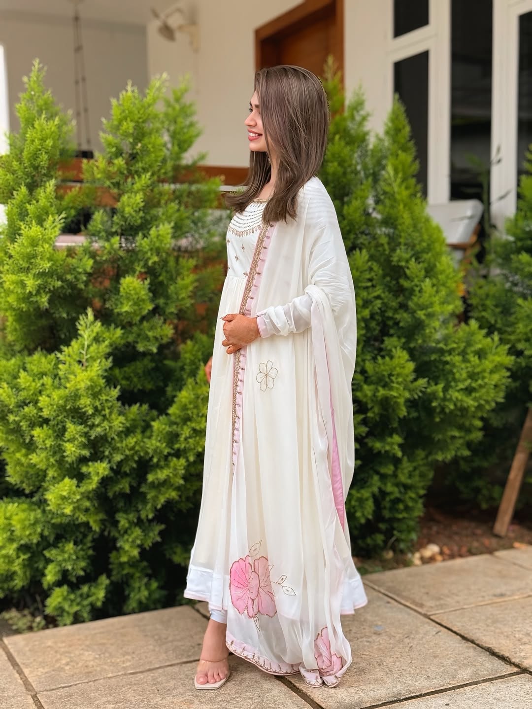 White Kurta Dupatta Set With Sequence Work | Ready To Wear