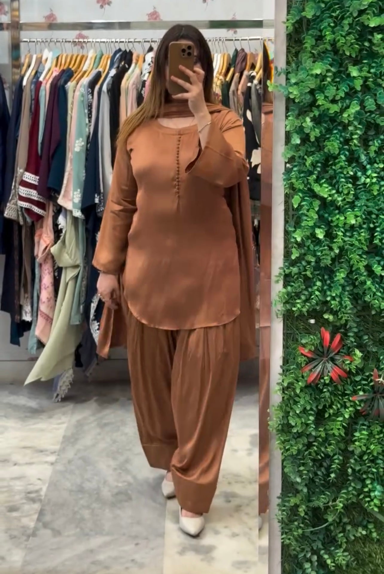 Heavy Georgette Kurta Dupatta Set With Embroidery Work | Ready To Wear