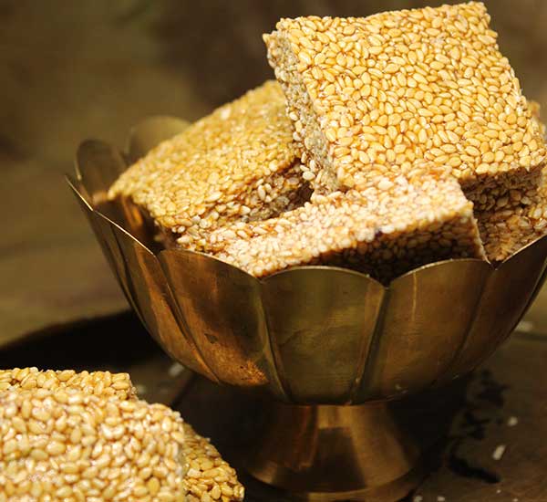 Emerald Mithai Jaggery Til Chikki | 500 gms