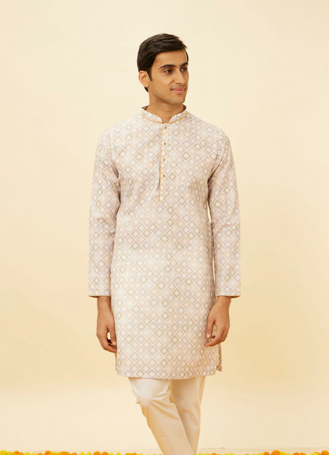 Manyawar Antique White Diamond Printed Kurta Set