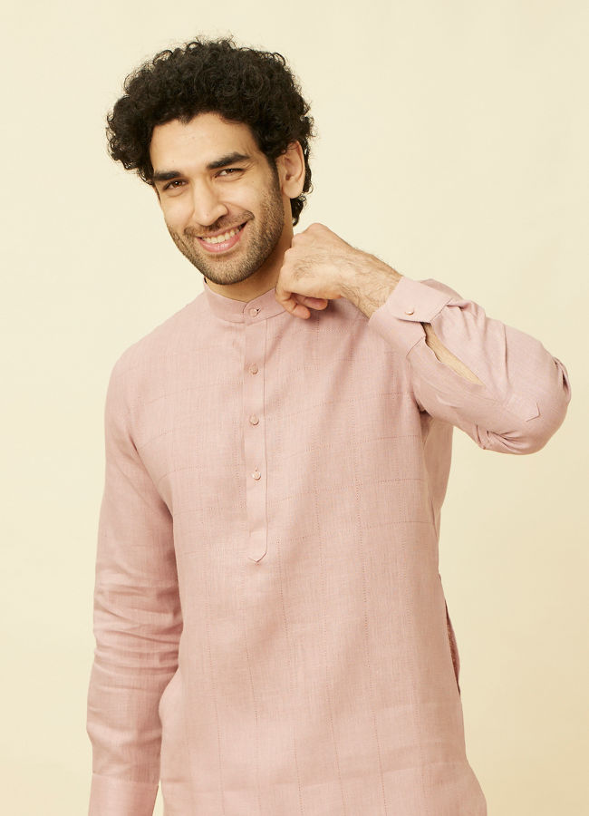 Manyawar Quartz Pink Chequered Patterned Kurta