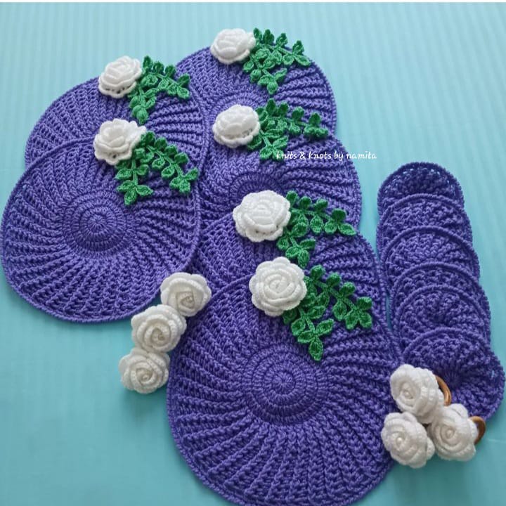 Knits and Knots Indore Lavender Table Mats Set (Set of 6 Mats, 6 Coasters & 6 Napkin Holders)