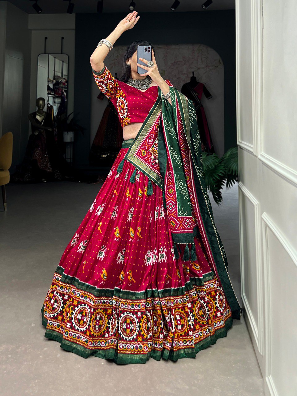 Latest Exquisite Navratri Lehenga Cholis | Ready To Wear