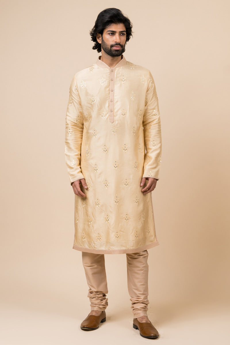 Shciffli Kurta Set In Mirror Work