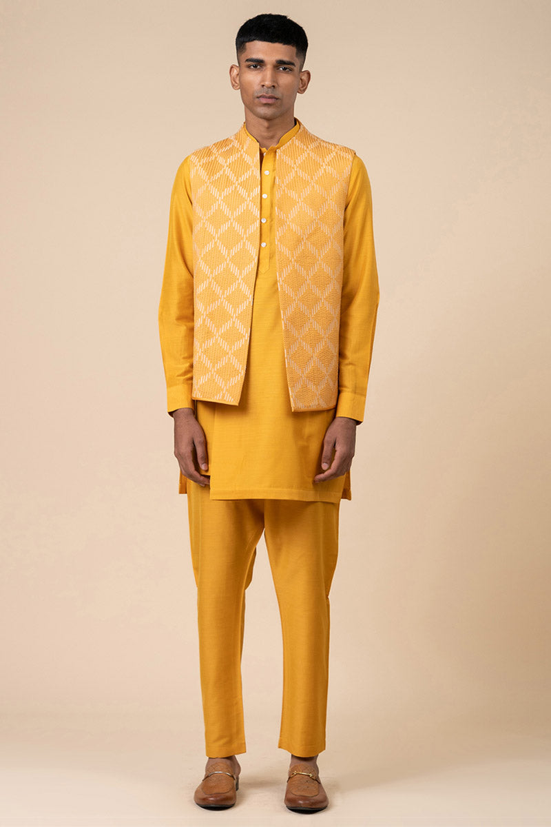 Yellow Kurta Bundi Set With All Over Texturing