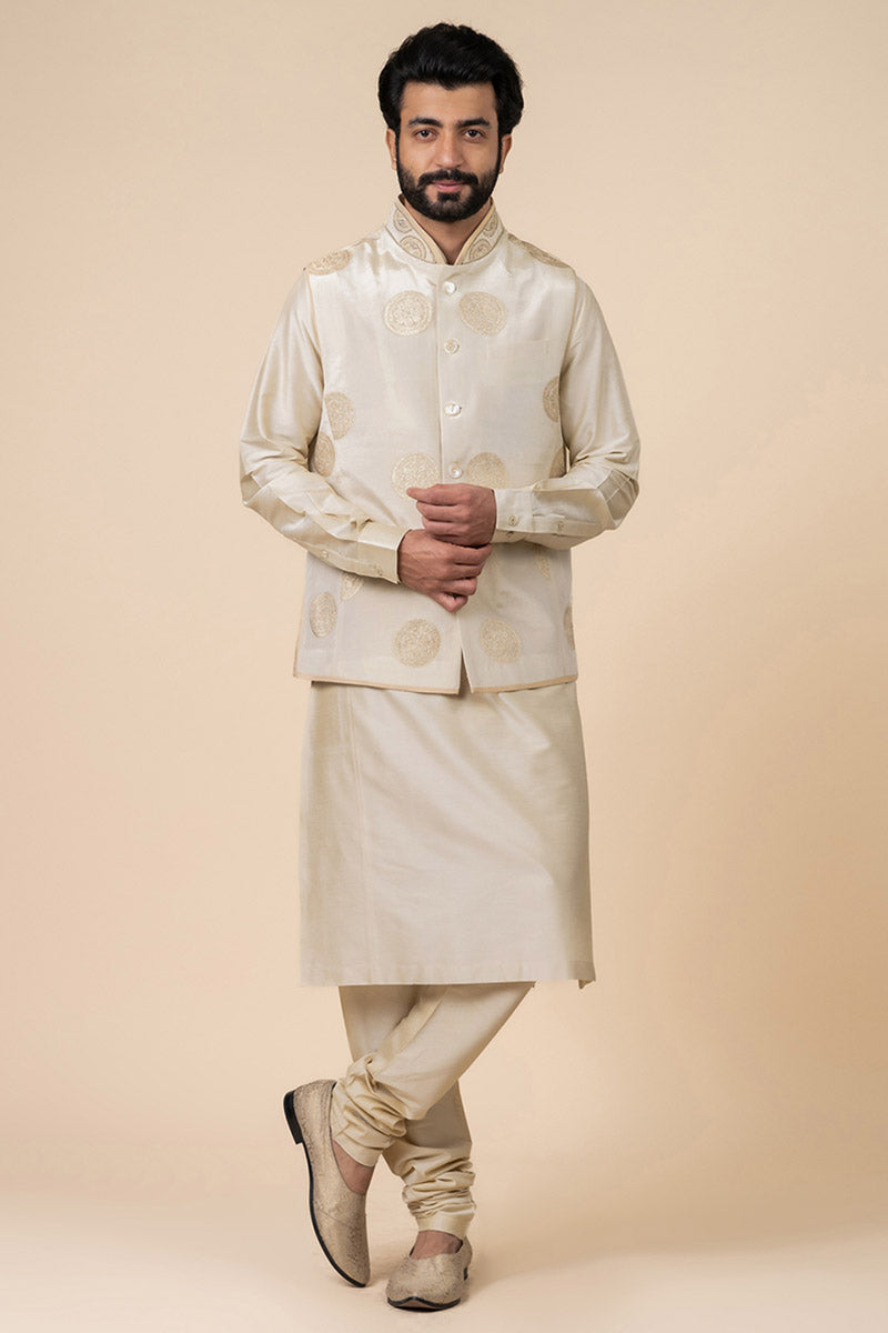 Kurta Bundi Set In Zari Jacquard