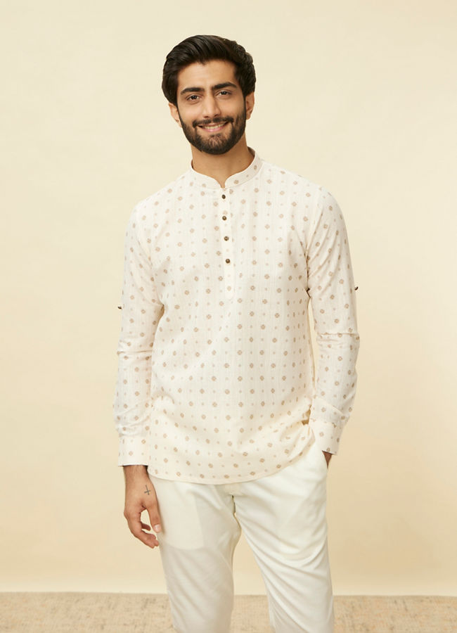 Manyawar Star White Shankh Printed Short Kurta