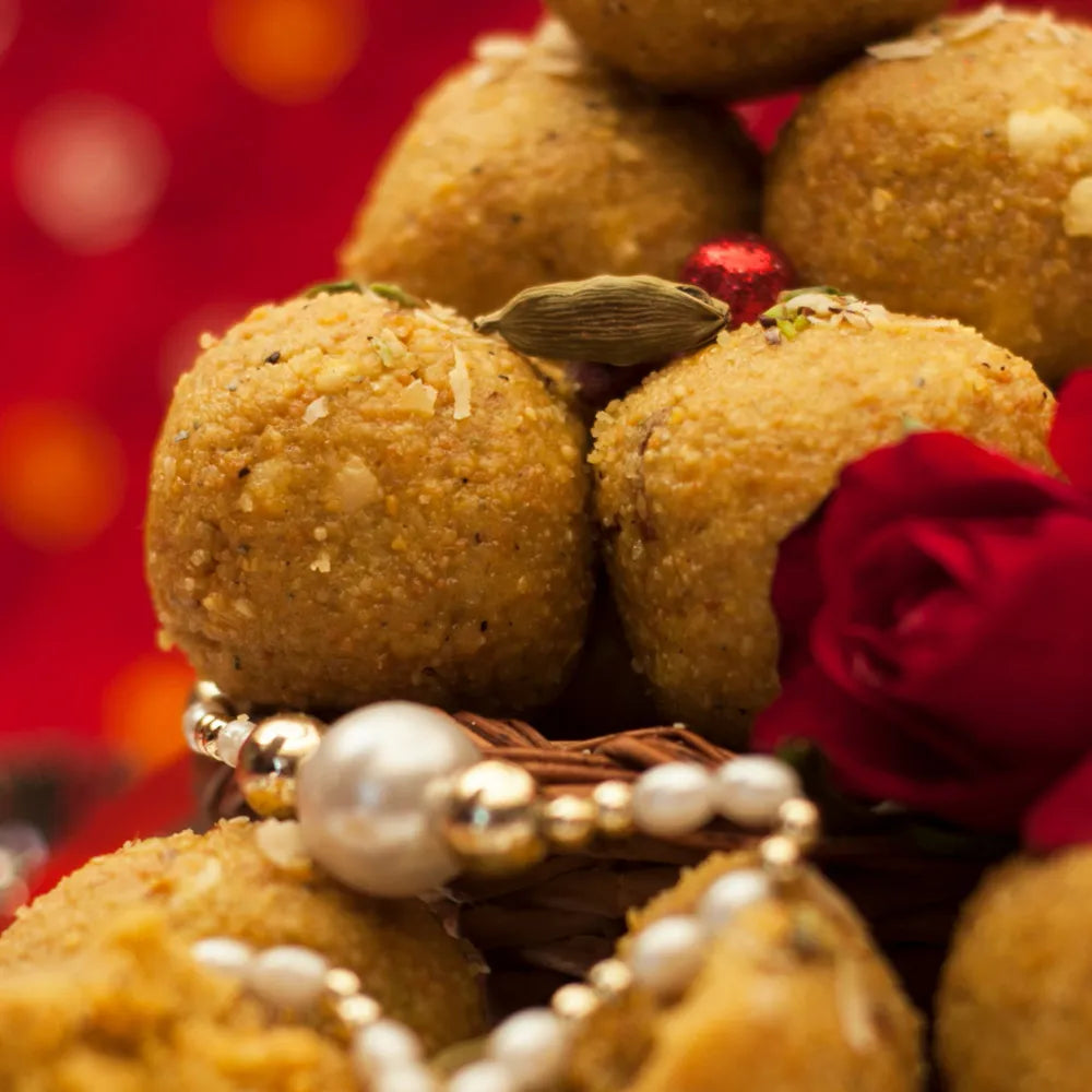 Radhe Prem Ki Mithaas Magas Laddu (Besan Laddu) - 500 gms