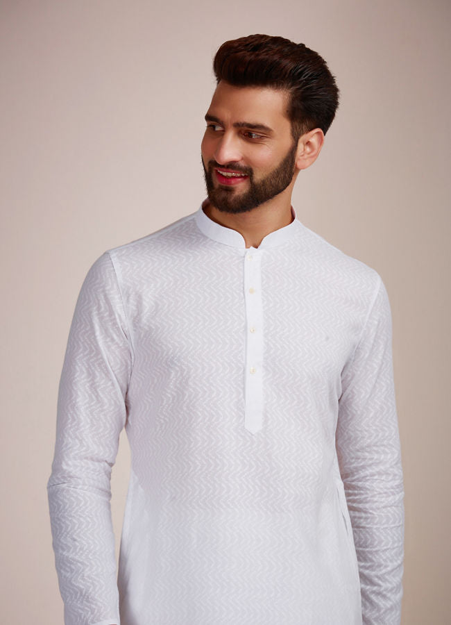 Manyawar Pristine White Wave Patterned Kurta Set