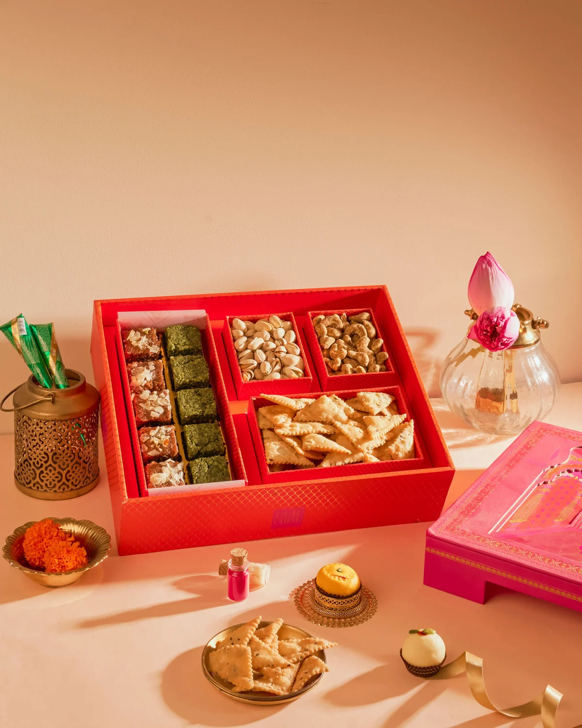 Gur Chini Mewar Collection Luxury Blue Box With 4 Set