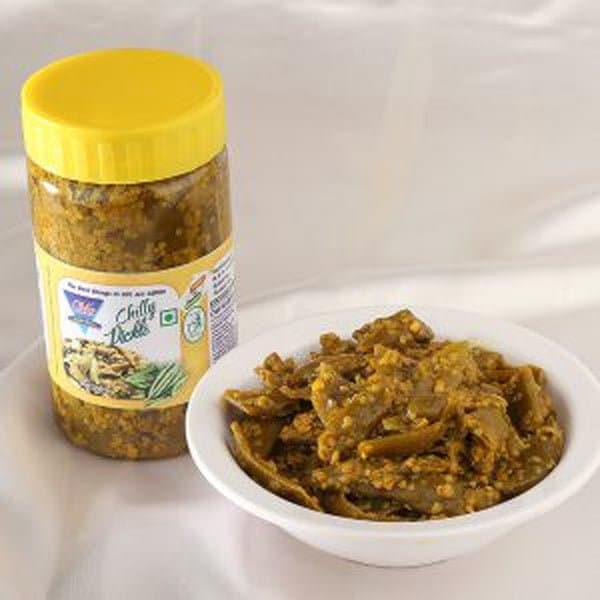 Om Namkeen Green Chilli Pickle