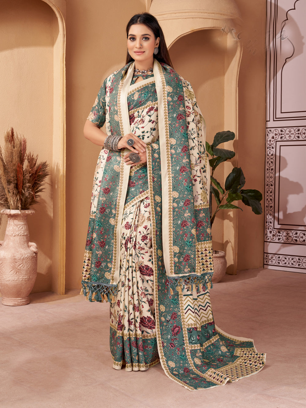 Eternal Charm: Graceful Floral Pashmina Saree with Shawl - India shopping