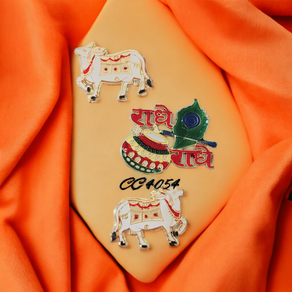 Radhey Radhey Cow Hangings Set of 1/2 Pieces