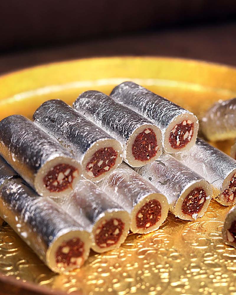 Dharti Namkeen Kaju Anjeer Roll 500 gms