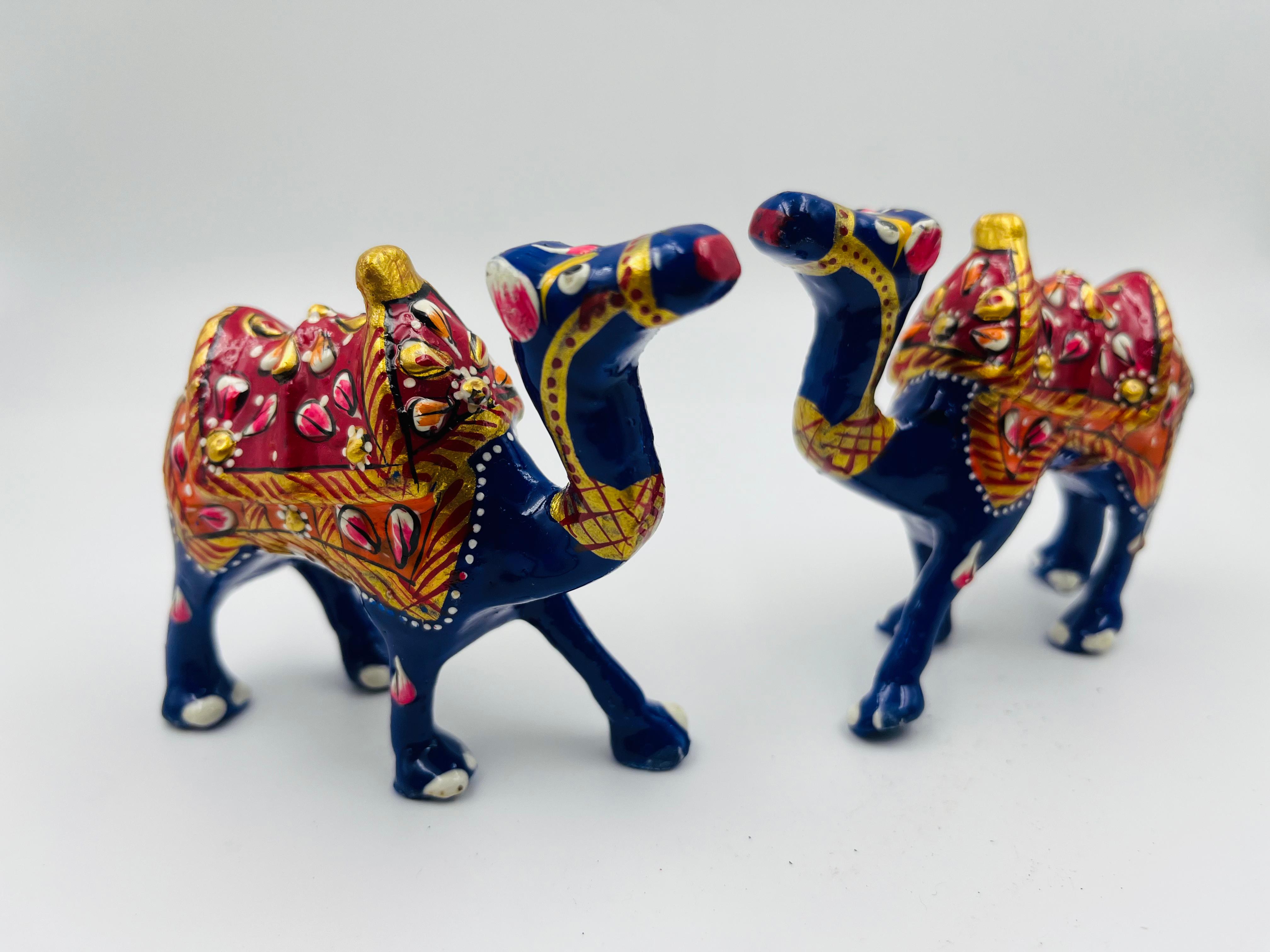 Stuthi Arts Metal Hand Painted Camel Showpiece Set of 2