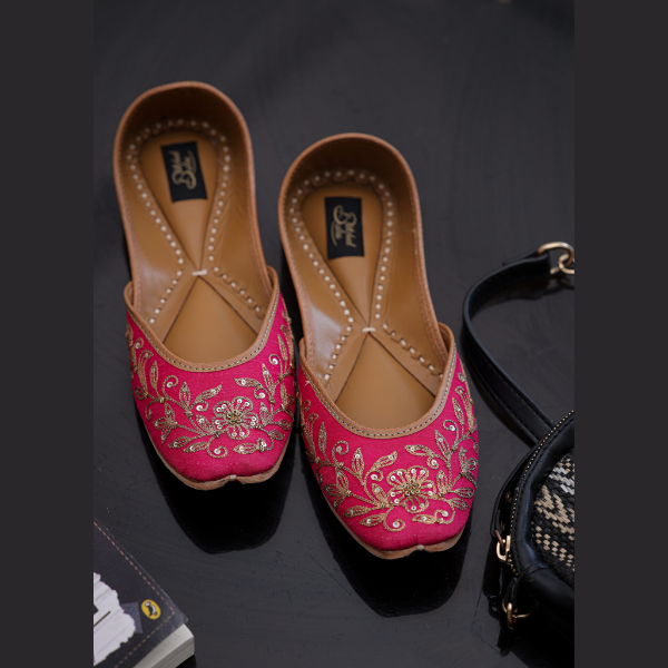 Thread Embroidered Juttis - Sunhara Jaal