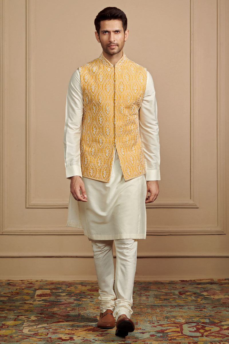 Pearl Embroidered Kurta Bundi Set