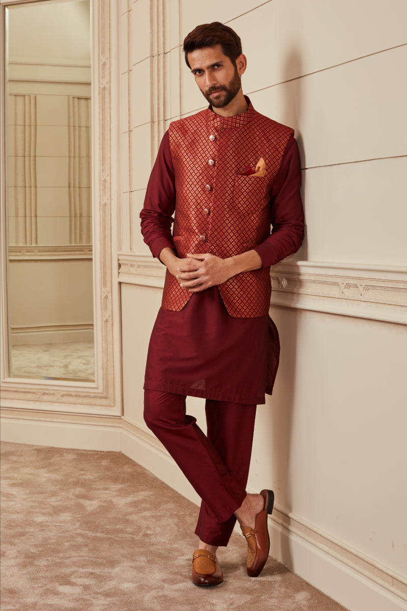 Brocade Bundi With Kurta Chudidar