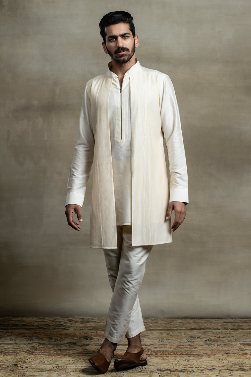 Textured Faux Jacket Detailed Kurta Set