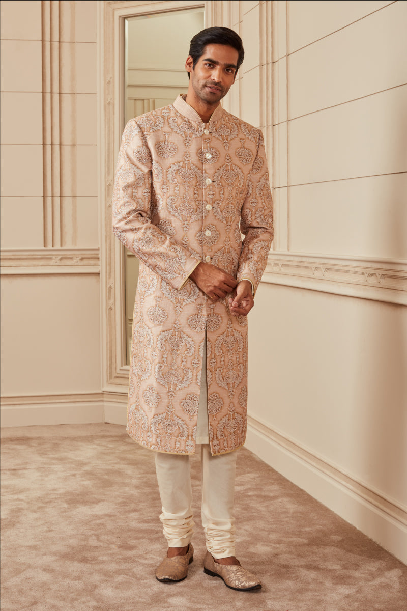 Print And Aari Embroidered Sherwani Paired With Kurta Chudid