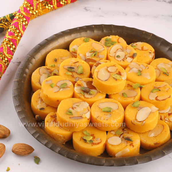 Vipul Dudhiya Sweets Kesar Penda - 500 gms