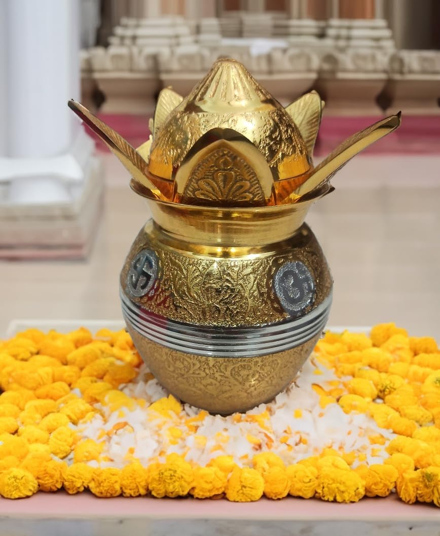 Brass Finish Designer Mangal Kalash with Mango Leaves and Coconut