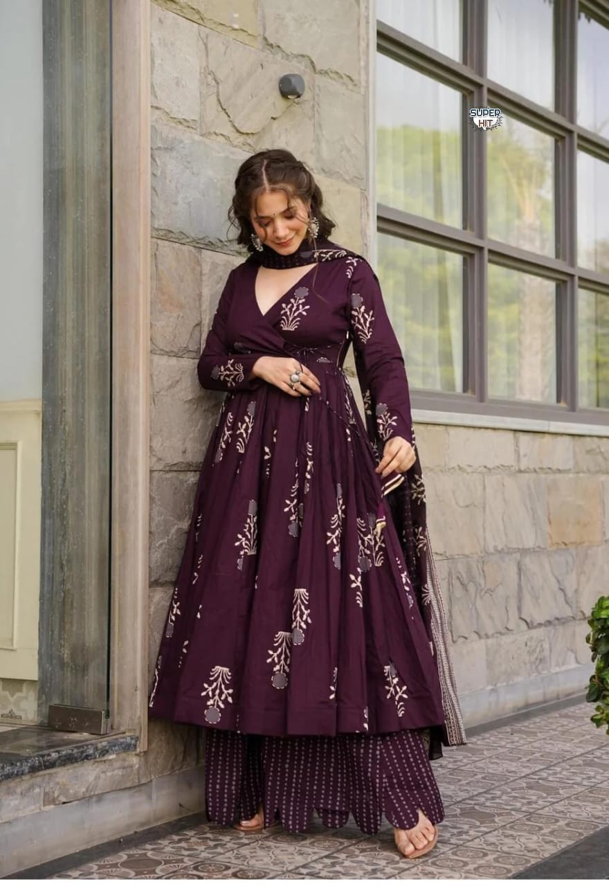 Beautiful Jasmine Hues Anarkali Suit-Set | Ready To Wear