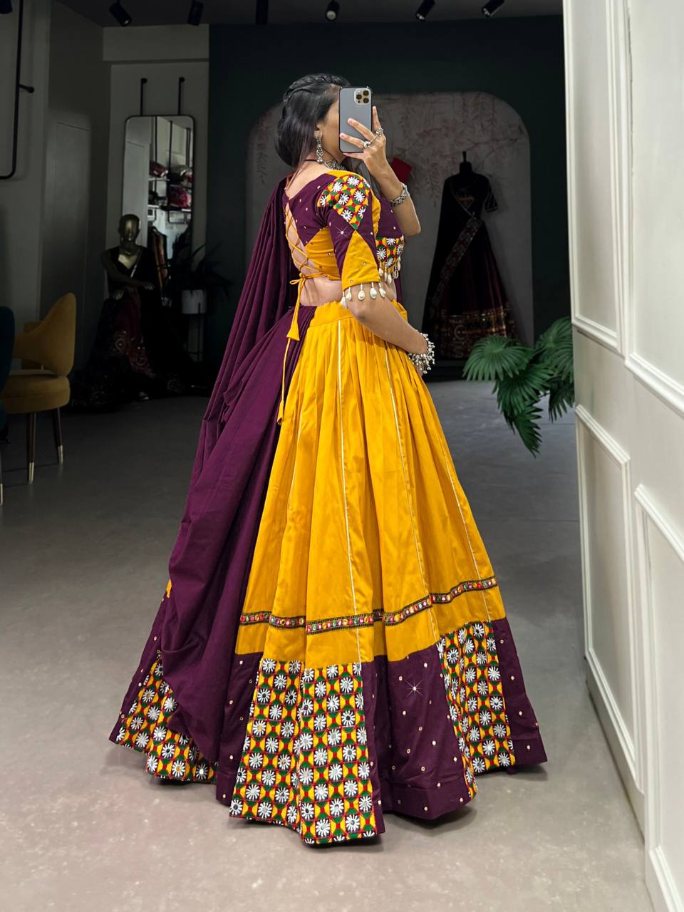 Traditional Lehenga For Navratri | Ready To Wear