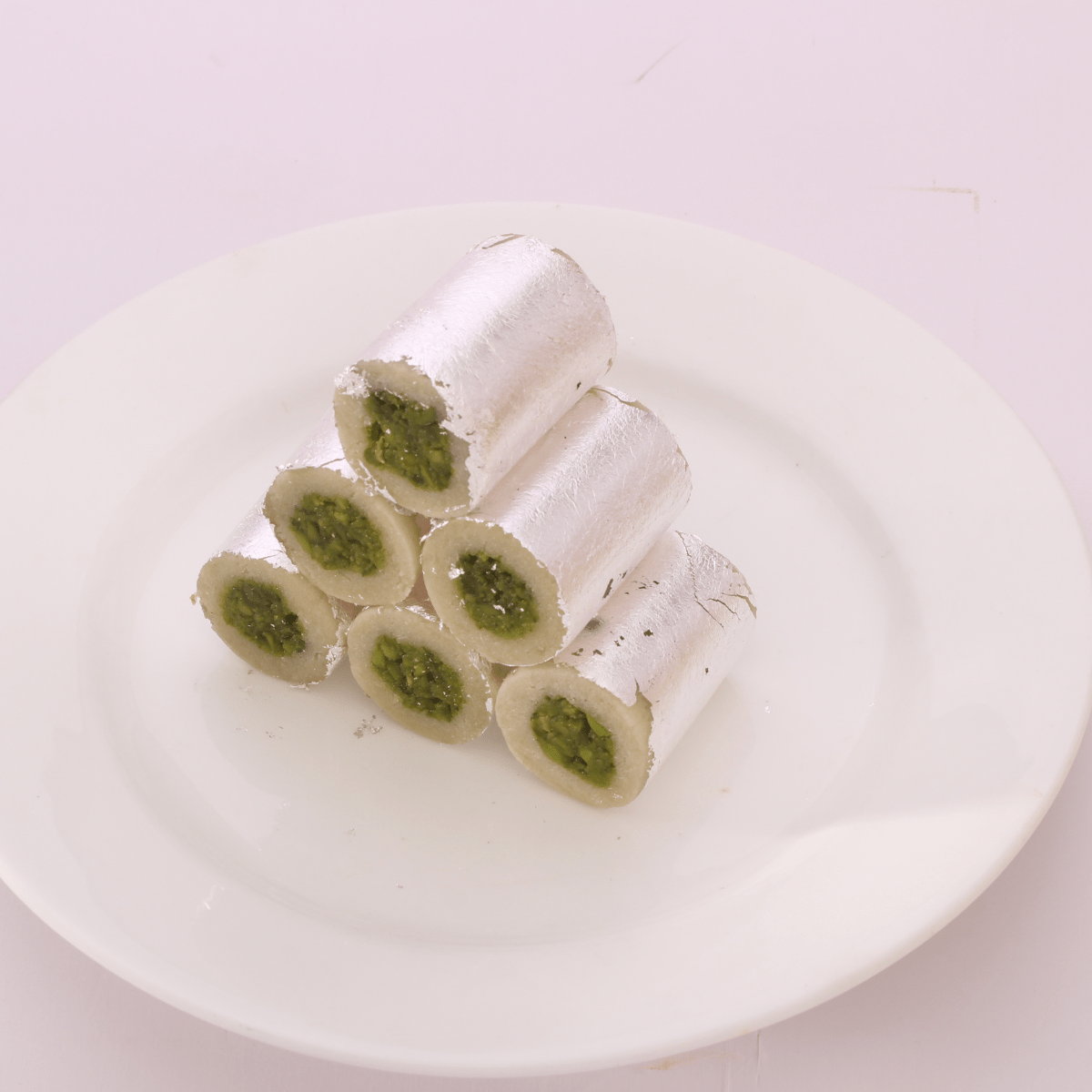 Dadu's Kaju Pista Roll 300 gms - India shopping